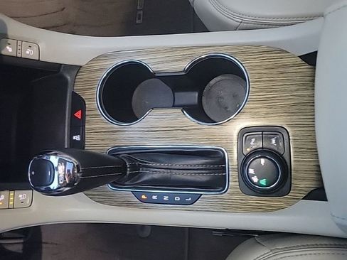 Used 2018 GMC Acadia Denali w/ Technology Package image 24