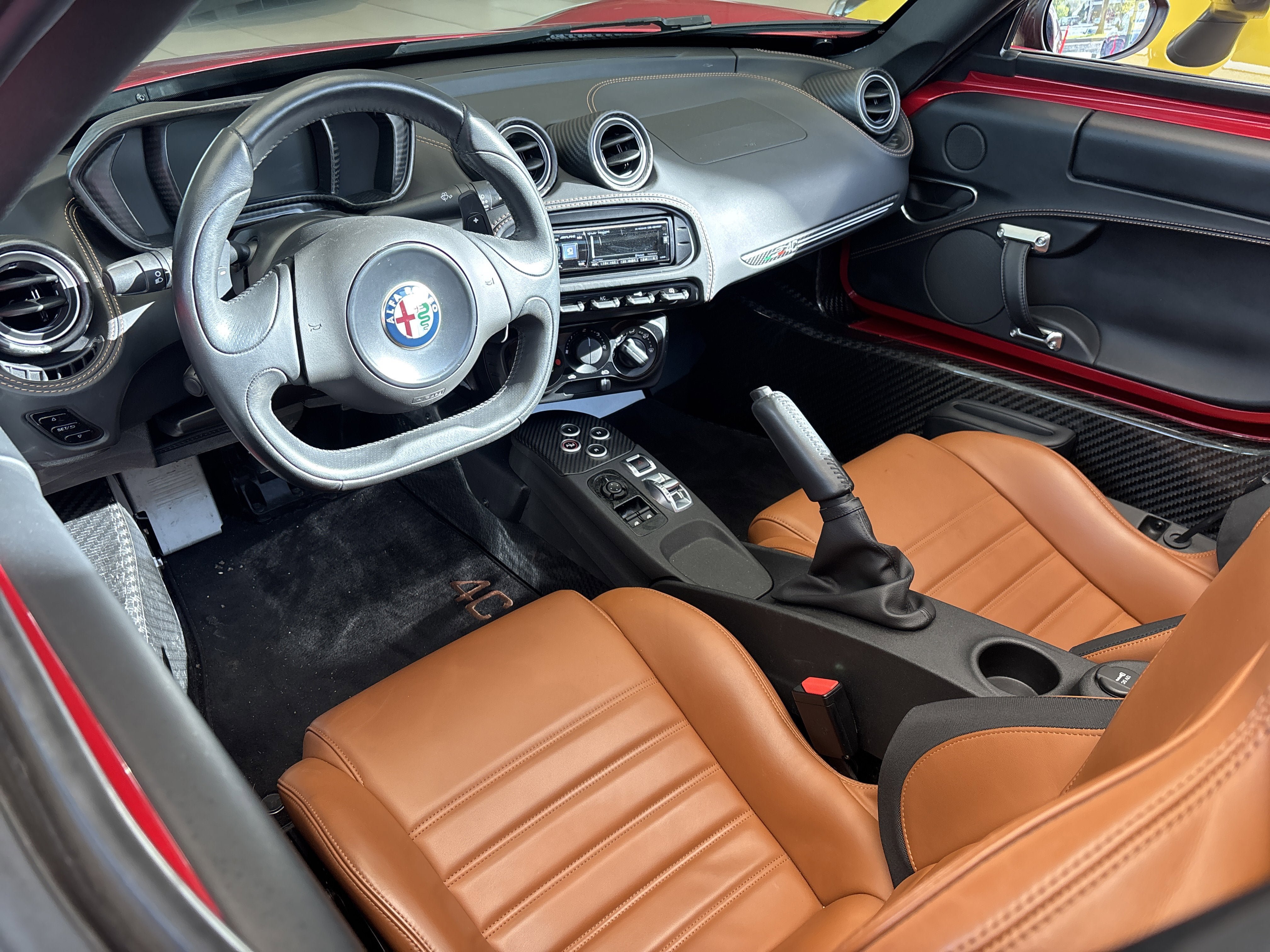 Used 2016 Alfa Romeo 4C Spider RWD image 11