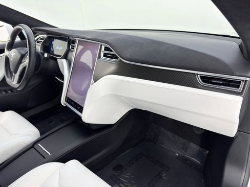 Used 2017 Tesla Model S 90D image 14
