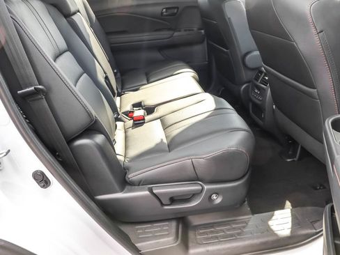 Used 2022 Honda Pilot TrailSport image 33