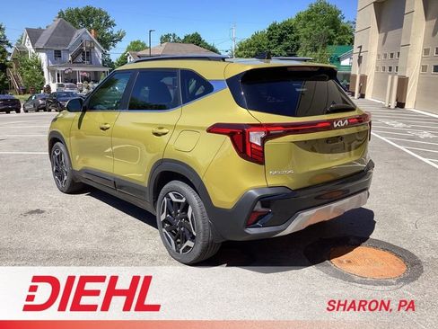 Used 2024 Kia Seltos SX w/ SX Sunroof Package AWD/4WD image 5