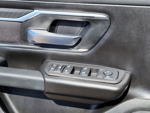 Used 2025 RAM 1500 Big Horn AWD/4WD image 17