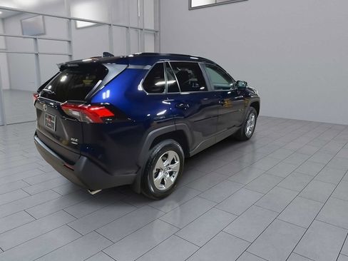 Used 2025 Toyota RAV4 XLE w/ Convenience Package AWD/4WD image 8