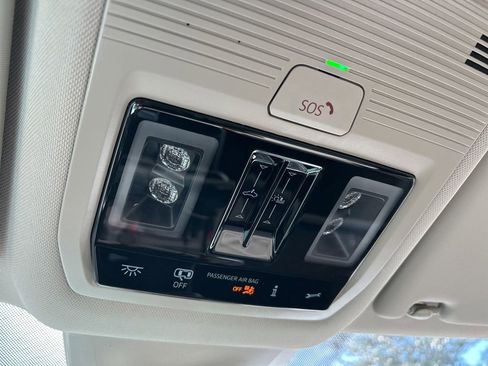 New 2026 Volkswagen Atlas SE image 41