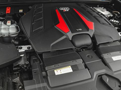 Used 2023 Audi RS Q8 AWD/4WD image 41
