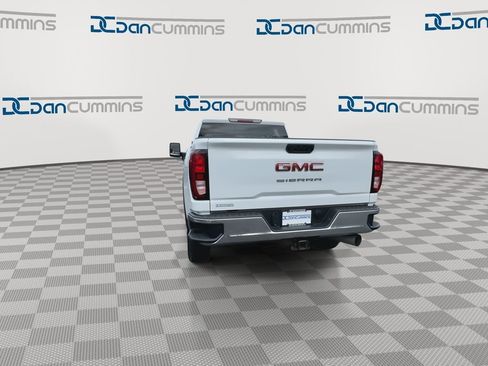 Used 2021 GMC Sierra 2500 4x4 Crew Cab w/ Gooseneck/5TH Wheel Package image 7
