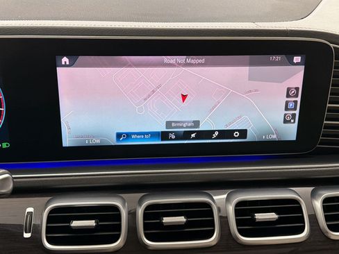 Used 2020 Mercedes-Benz GLS 450 4MATIC image 17