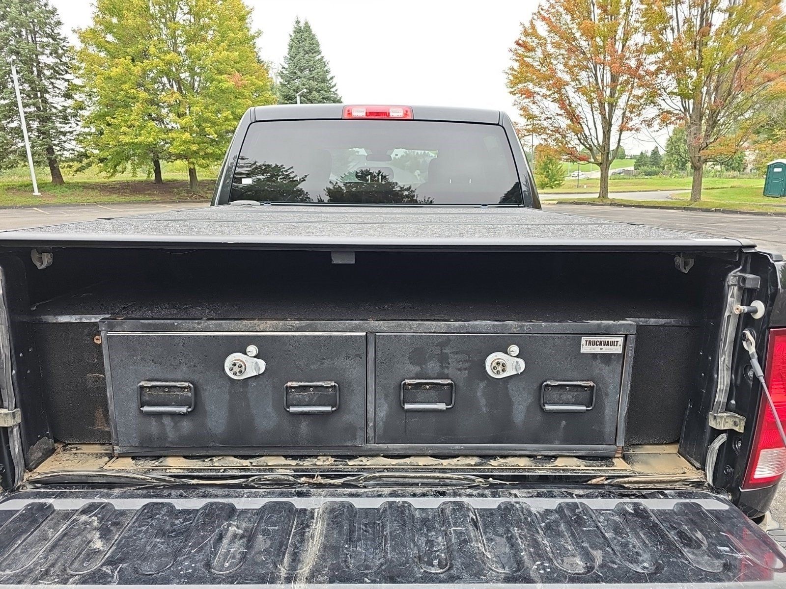 Used 2016 RAM 1500 4x4 Crew Cab image 17