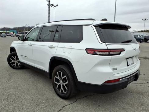 Used 2024 Jeep Grand Cherokee L Limited w/ Luxury Tech Group II image 6