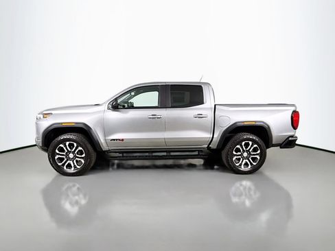 Used 2024 GMC Canyon AT4 w/ AT4 Premium Package AWD/4WD image 4