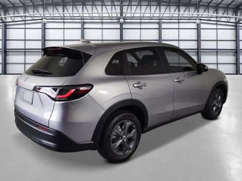 New 2026 Honda HR-V LX image 5