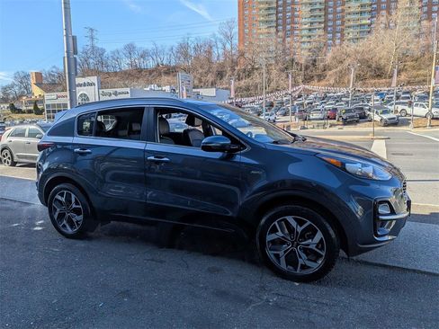 Certified 2020 Kia Sportage EX image 5