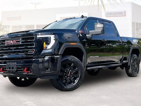 Used 2025 GMC Sierra 2500 AT4 w/ AT4 Premium Plus Package AWD/4WD image 29