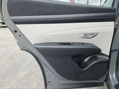 Used 2025 Hyundai Tucson SEL FWD image 18