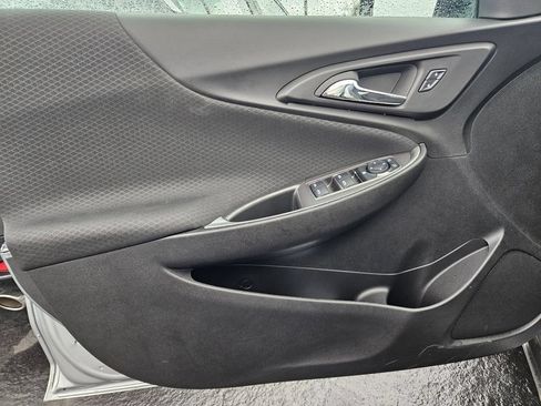 Used 2025 Chevrolet Malibu LS FWD image 10