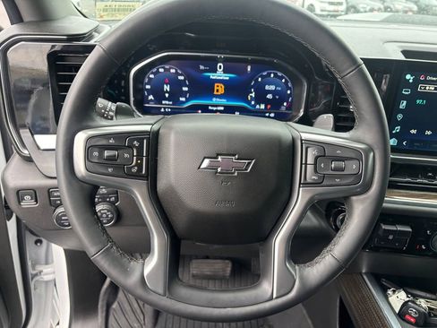 Used 2025 Chevrolet Silverado 1500 LT Trail Boss w/ Protection Package AWD/4WD image 14