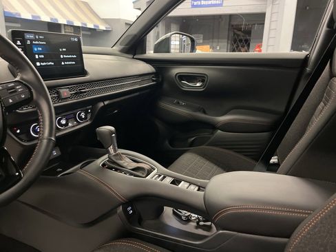 Used 2026 Honda HR-V Sport image 13