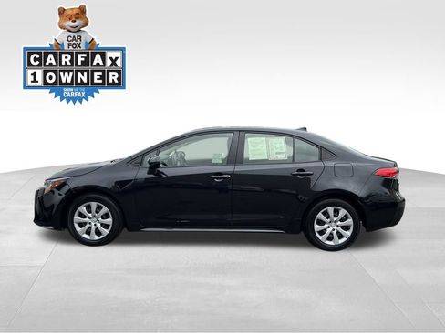 Certified 2021 Toyota Corolla LE w/ Carpet Mat Package (TMS) FWD image 2