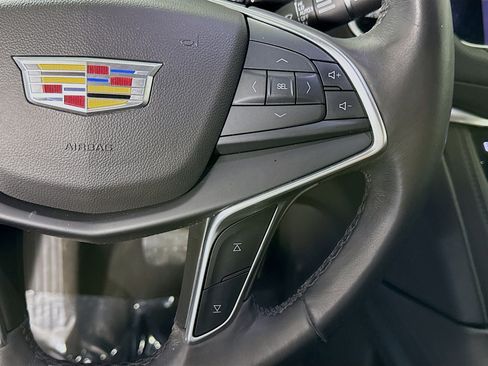 Used 2018 Cadillac XT5 Luxury image 15