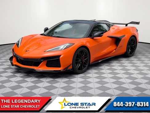 Used 2023 Chevrolet Corvette Z06 w/ Z07 Performance Package RWD image 1