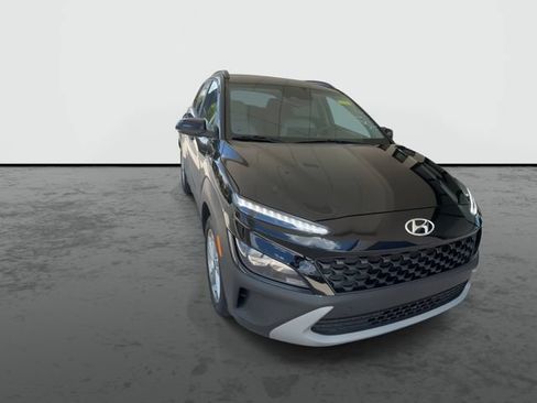 Used 2023 Hyundai Kona SEL AWD/4WD image 2