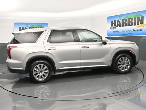 Used 2025 Hyundai Palisade SEL AWD/4WD image 6