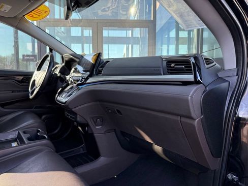 Used 2019 Honda Odyssey Elite image 18