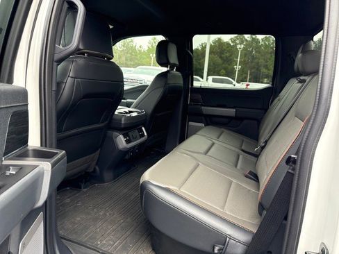 Used 2024 Ford F150 Lariat w/ FX4 Off-Road Package image 19