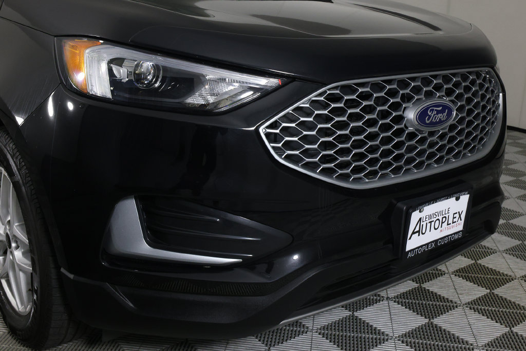 Used 2023 Ford Edge SEL AWD/4WD image 38