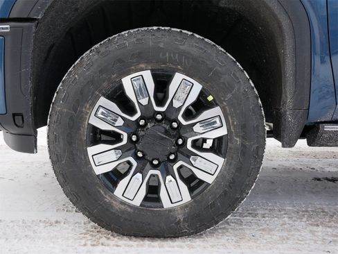 New 2026 GMC Sierra 2500 Denali w/ Denali Reserve Package AWD/4WD image 3