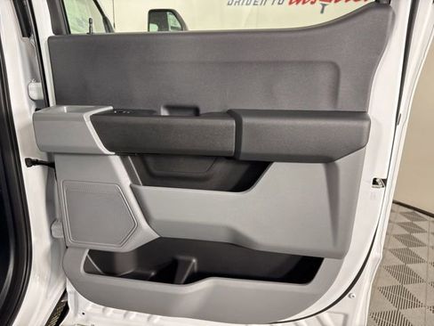 New 2026 Ford F250 XL w/ XL Chrome Package image 24