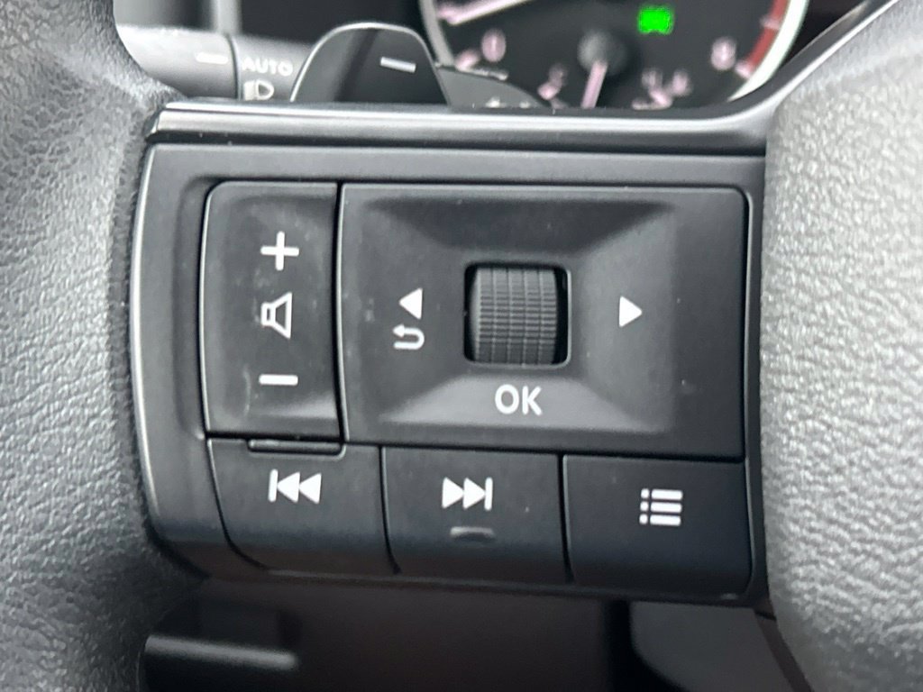 Certified 2025 Nissan Rogue S FWD image 26