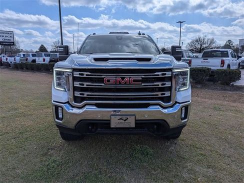Used 2022 GMC Sierra 2500 SLE w/ SLE Value Package; image 8