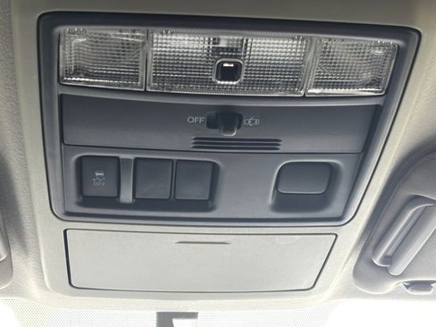 Used 2019 Toyota 4Runner SR5 image 7