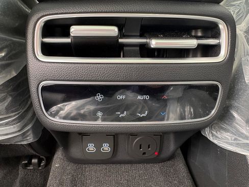 New 2026 Genesis GV70 2.5T Sport Prestige image 33