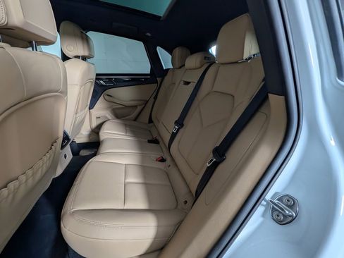 New 2026 Porsche Macan S image 24