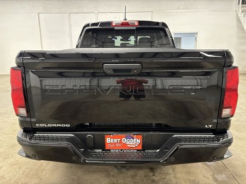 Used 2024 Chevrolet Colorado LT w/ LT Convenience Package III image 6