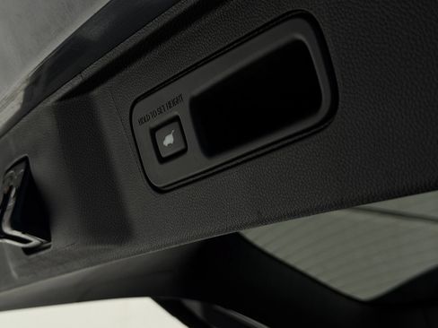 Certified 2025 Honda Pilot TrailSport image 29