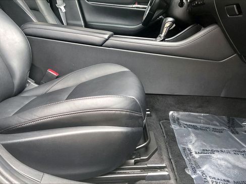 Used 2023 MAZDA MAZDA3 s image 22