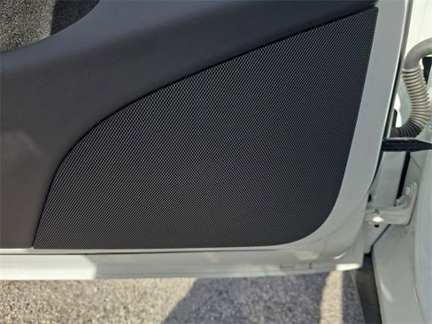 Used 2025 Tesla Model Y Long Range image 15