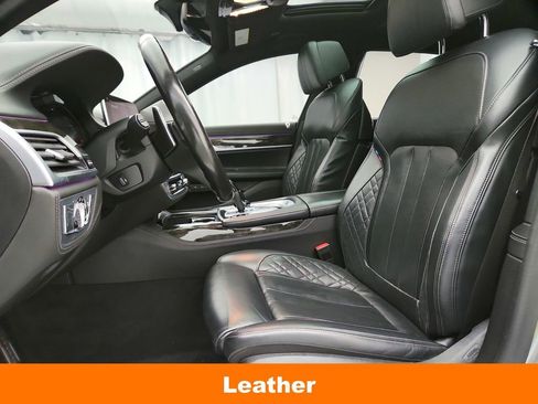 Used 2020 BMW 750i xDrive w/ Executive Package AWD/4WD image 11