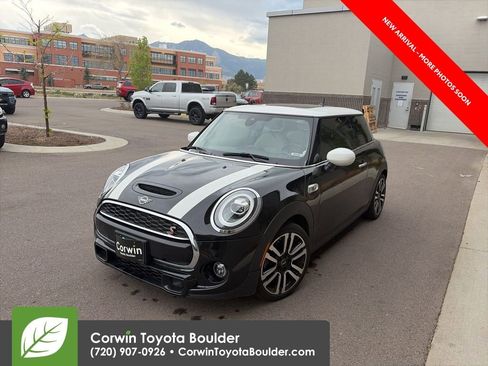Used 2020 MINI Cooper S w/ Signature Upholstery Package image 3