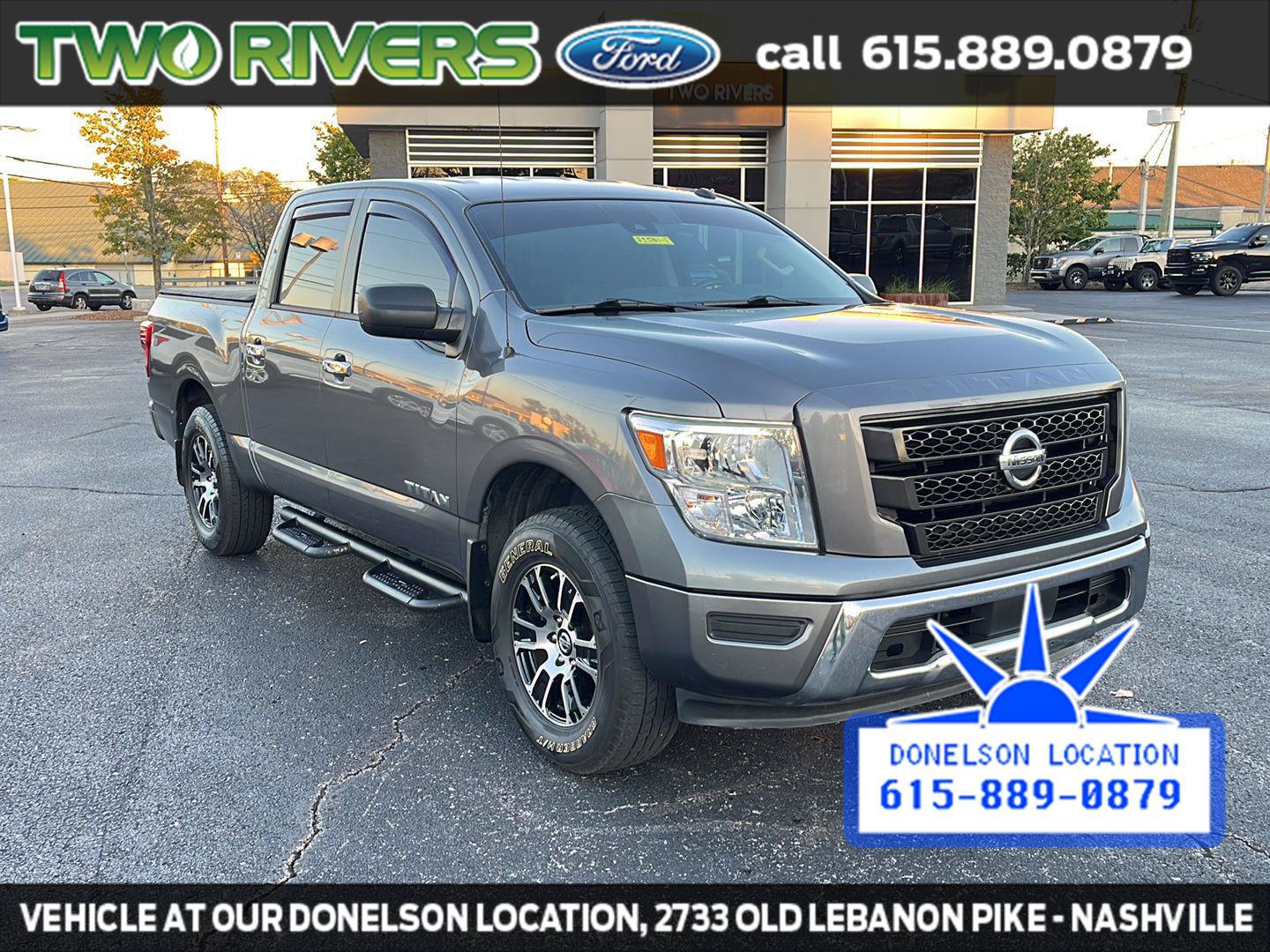 Used 2021 Nissan Titan SV w/ Accessory Utility Package RWD image 2