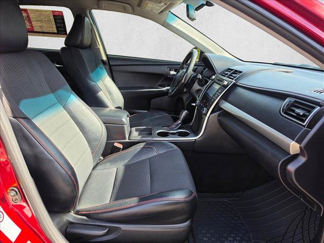 Used 2016 Toyota Camry SE FWD image 10