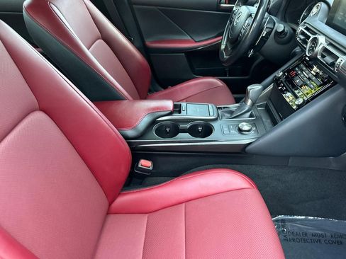 Certified 2022 Lexus IS 300 image 32