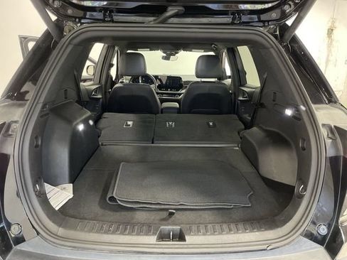 Used 2025 Chevrolet Equinox LT w/ Convenience Package II AWD/4WD image 25