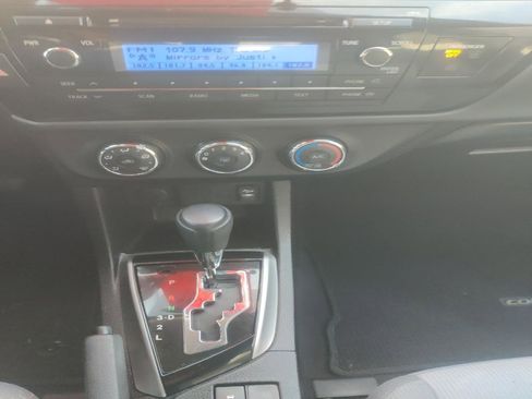 Used 2014 Toyota Corolla L image 10