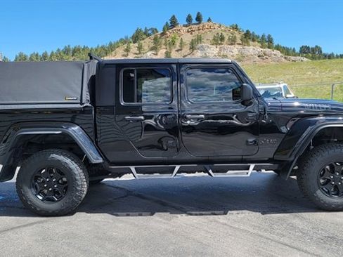 Used 2021 Jeep Gladiator Sport AWD/4WD image 5