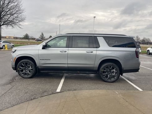 New 2026 Chevrolet Suburban RST w/ Comfort Package AWD/4WD image 6