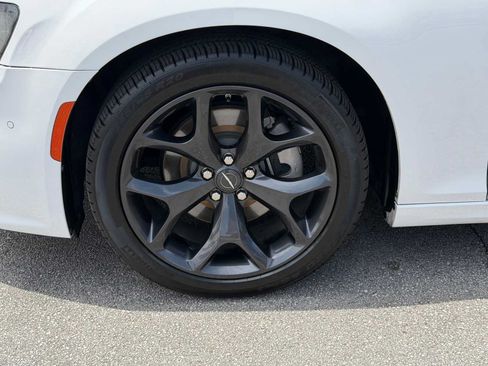 Used 2023 Chrysler 300 S w/ Comfort Group RWD image 35